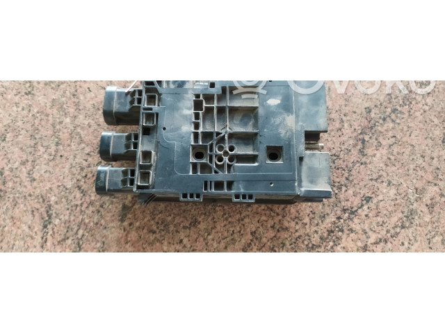 Блок управления 243501820R Nissan NV300