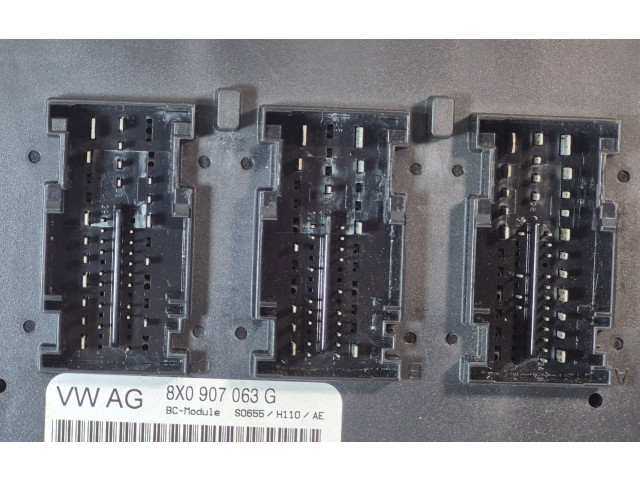 Блок комфорта 8X0907063G, 5DK00965879 Audi A1