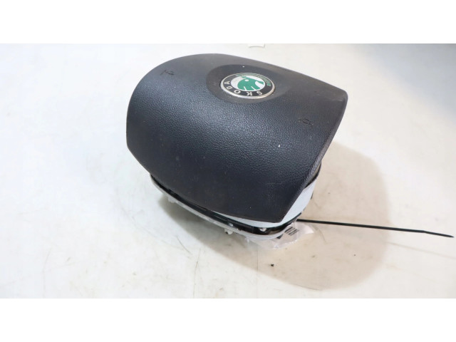 Подушка безопасности водителя    Skoda Fabia Mk2 (5J)