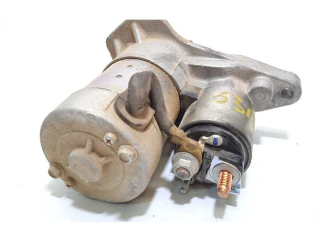 Píst 23300EE01C Nissan Juke II F16 HR16