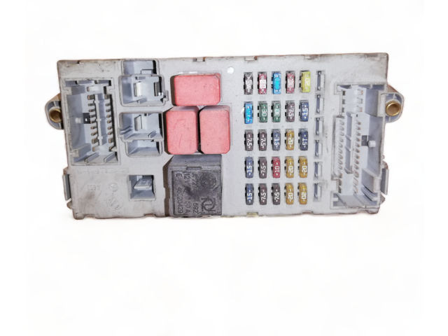 Блок предохранителей 51732919, 51732916   Fiat Idea    