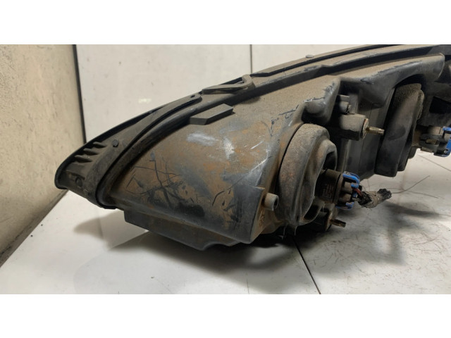 Передняя фара