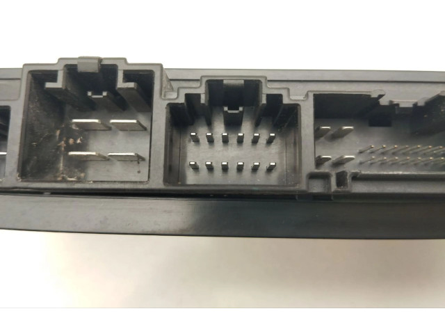 Блок управления 670212697, R456   Maserati MC20