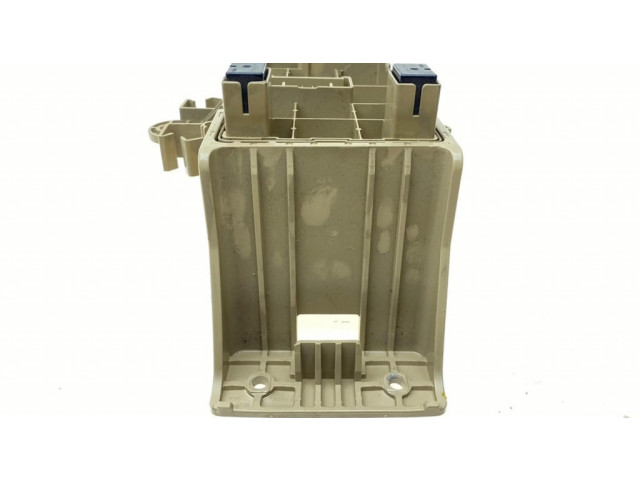 Pojistková skříňka 82201AG02A, 82201AG02B Subaru Legacy 2008