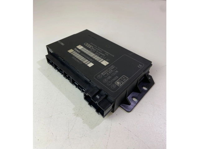 Блок предохранителей 8z0959433af Audi A2