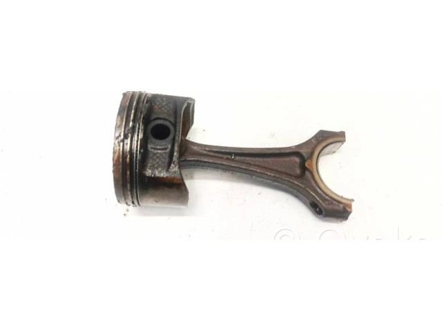 Píst Chevrolet Captiva pro benzínový motor 2.4