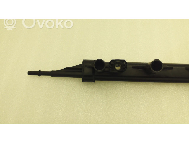 Vstřikovací lišta 7575646, V757564680 Mini One - Cooper Coupe R56 pro benzínový motor 1.6