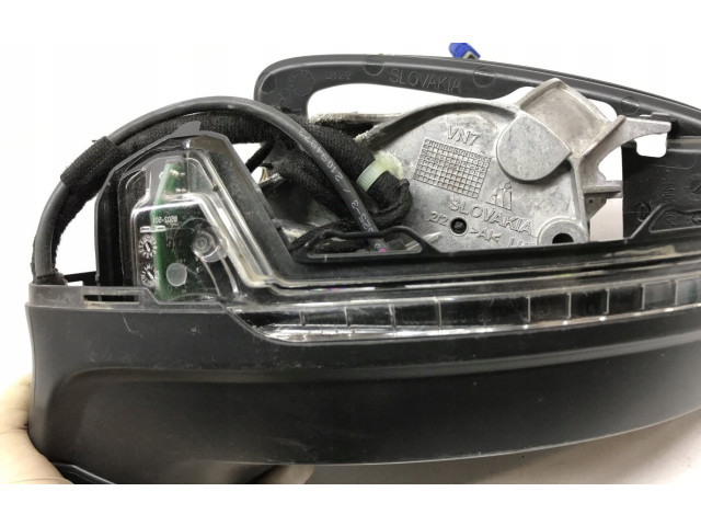 Zpětné zrcátko  Volkswagen Tiguan 2013  5NB857501BG  