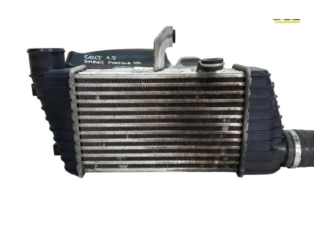 Интеркулер MN130427, MN135629 Mitsubishi Colt CZ3