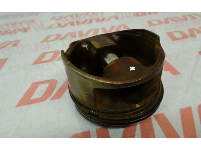 Píst    Audi A8 S8 D3 4E    BFM 