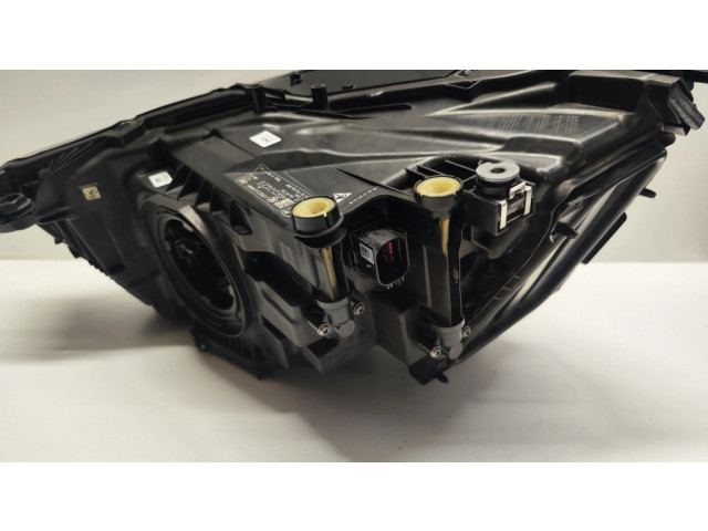 Передняя фара