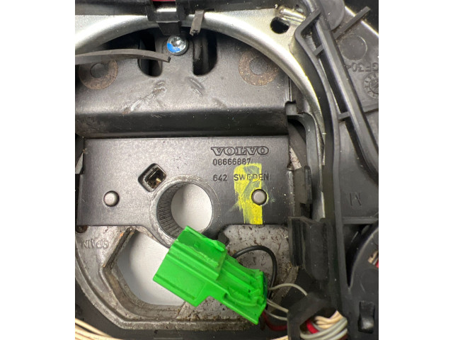 Руль Volvo S60 2001 - 2004 года 08666887