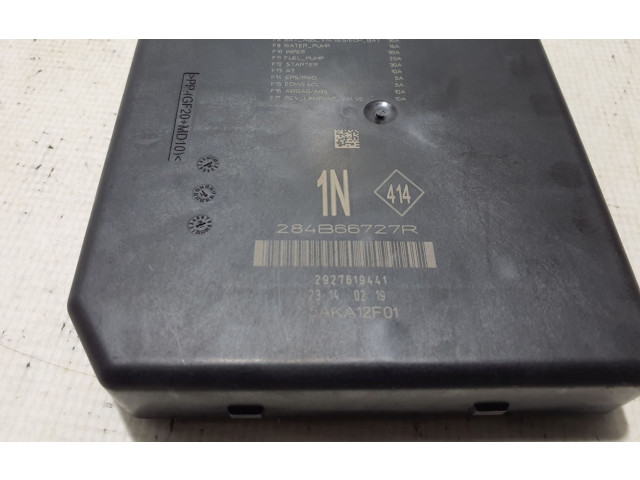 Pojistková skříňka 284B66727R Renault Megane IV 2019