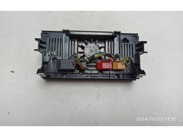 Блок управления климат-контролем 8U0820043D Audi Q3 8U