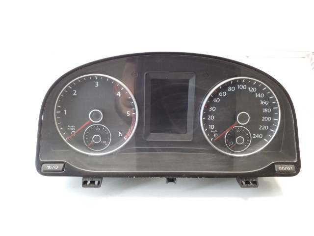 Панель приборов 2K0920876A   Volkswagen Caddy       