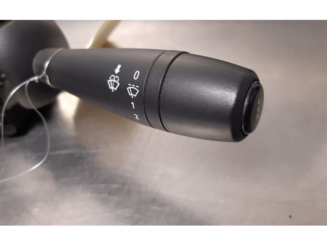 Переключатель дворников 402001111691   Dacia Dokker