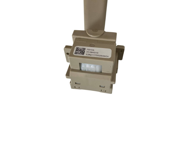 Ручка стеклоочистителей 31394010   Volvo V70