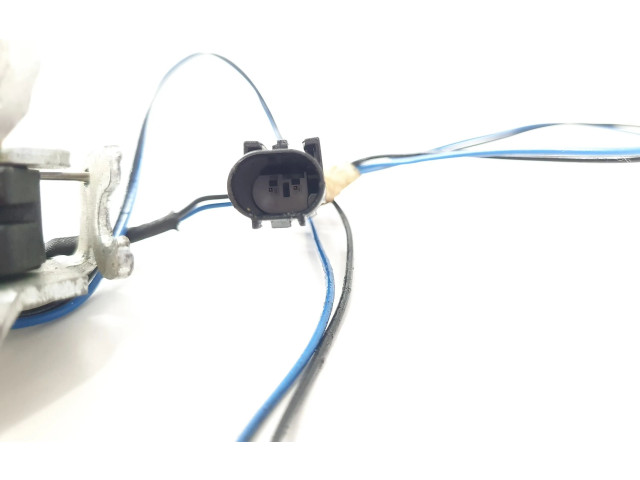 Zámek zadních dveří A6397400635 Mercedes-Benz Vito Viano W447 2019