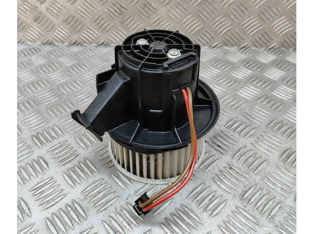 Вентилятор печки    A2128200708   Mercedes-Benz CLS C218 X218