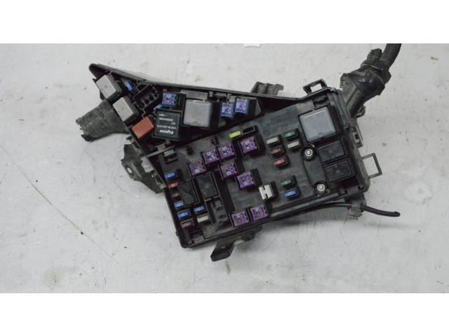 Блок предохранителей    Subaru Forester SH    