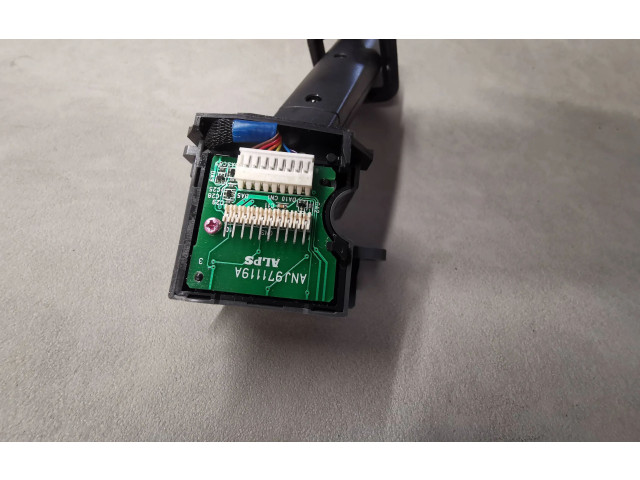 Ручка стеклоочистителей 30739218 Volvo XC90