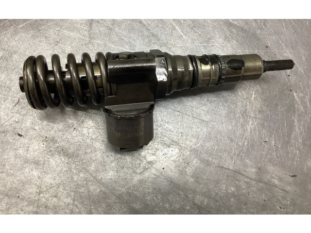 Форсунка 0414720404 Mitsubishi Grandis