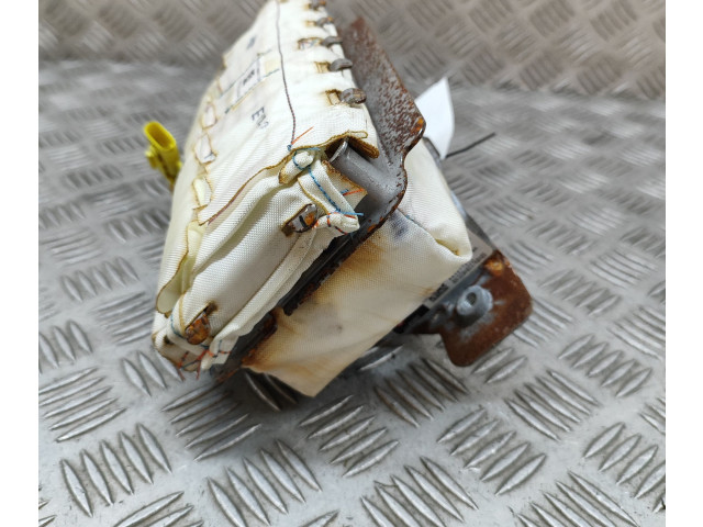 Подушка безопасности пассажира 23140227 Chevrolet Camaro