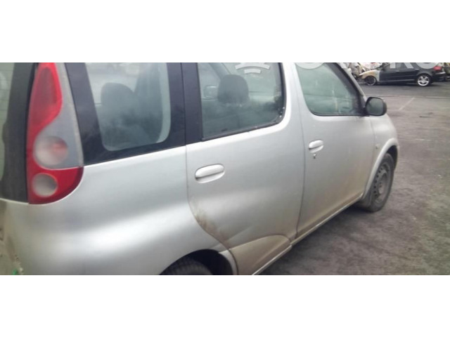 Зеркало электрическое        Toyota Yaris Verso  1999 - 2005 года   