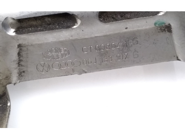 Топливная рампа 06J133317G Audi A3 S3 8P