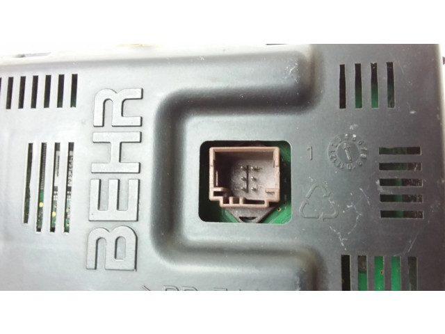 Блок управления климат-контролем 9658084577, 281160311   Citroen C4 I