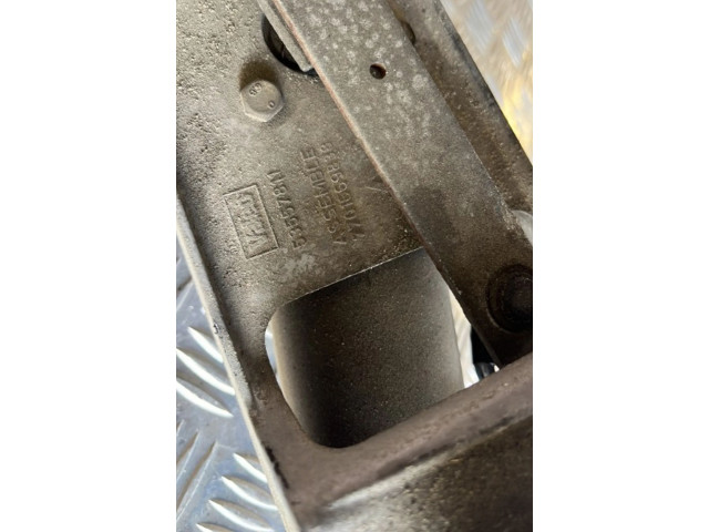 Моторчик дворников 7701207936    Renault Twingo I