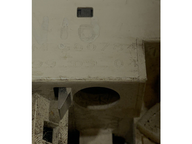 Блок управления климат-контролем Mr500784 Mitsubishi Pajero