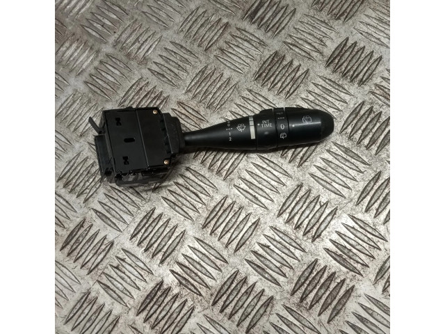 Ручка стеклоочистителей    Mitsubishi Colt