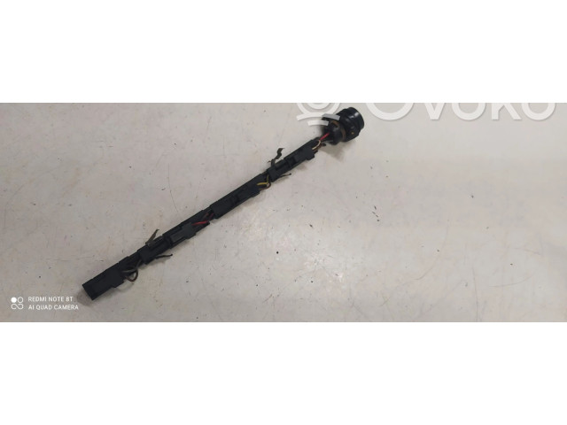 Форсунка 038971803    Skoda Octavia Mk2 (1Z)   