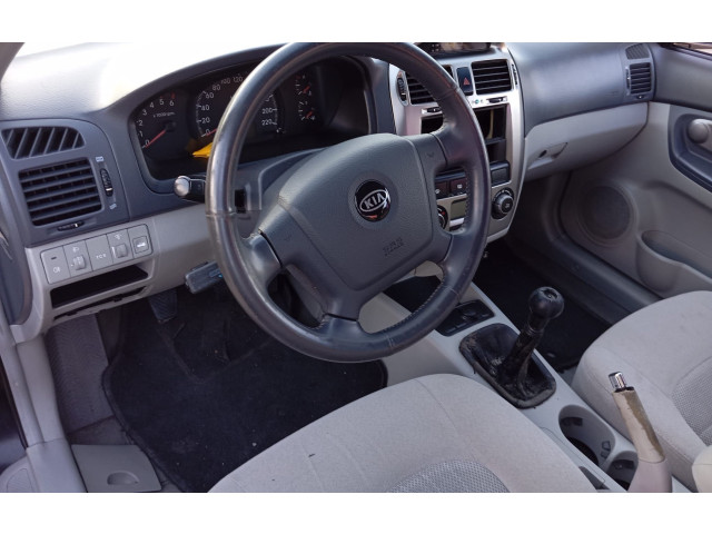 Přístrojová deska KIA Cerato 2004