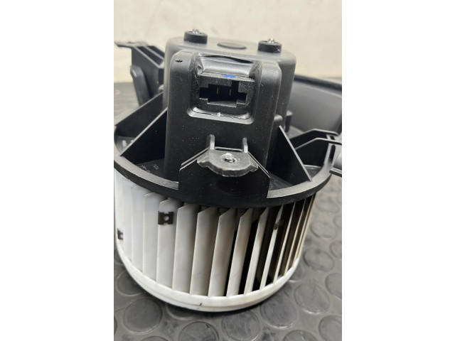 Вентилятор печки       Citroen Nemo