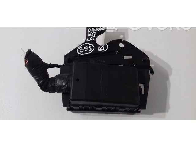 Блок предохранителей 68141842AA Jeep Grand Cherokee