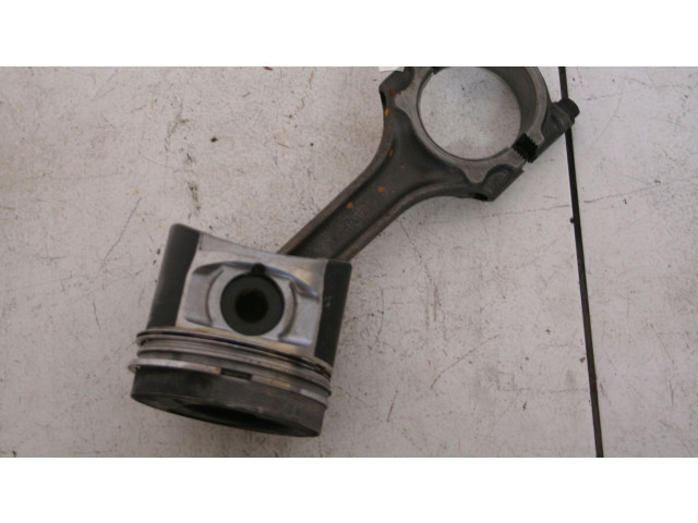 Поршень с шатуном VM2011F30985, 30985 Volkswagen PASSAT B6