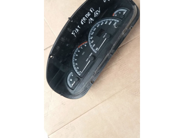Панель приборов    Fiat Marea       