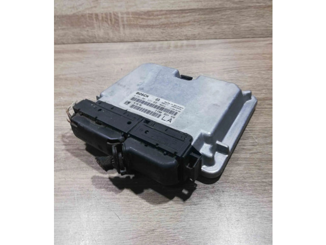 Блок управления двигателем Блок управления 90508986, 0281001633 Opel Vectra B