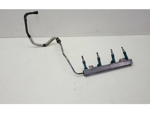 Vstřikovací lišta 2325037021 Toyota Prius+ (ZVW40)