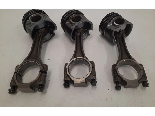 Поршень Volkswagen Golf IV