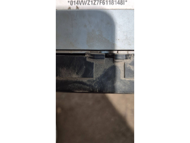 Дисплей       Volkswagen PASSAT B6