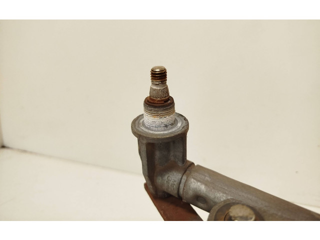 Комплект механизма стеклоочистителей Volkswagen PASSAT B4  1994 - 1996 года 357955113C, 0390241108      