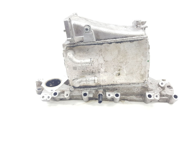 Интеркулер 04L129766AT, 04L129711AC Skoda Karoq