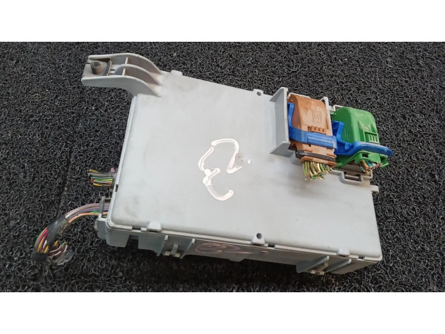 Блок предохранителей 00518762470   Ford Ka    