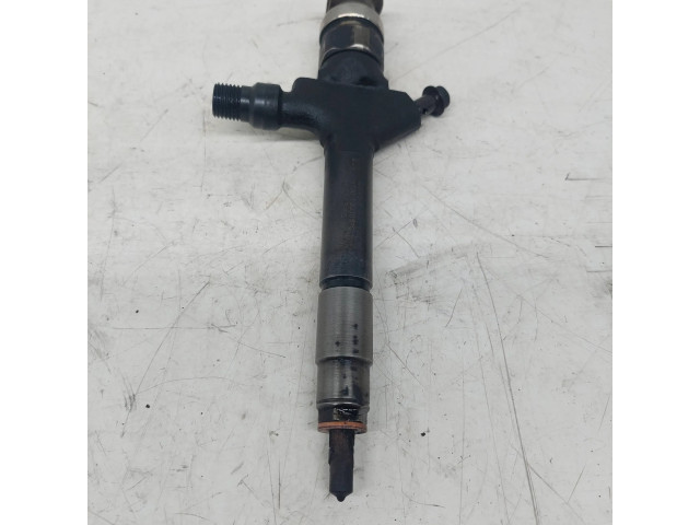 Форсунка     Mazda 5 для дизельного двигателя  2