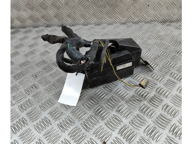 Блок предохранителей 82231FC002 Subaru Forester SF