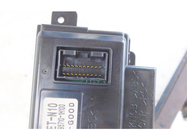 Дисплей 957101H100 KIA Ceed