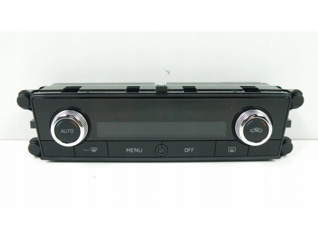 Радио/ проигрыватель CD/DVD / навигация